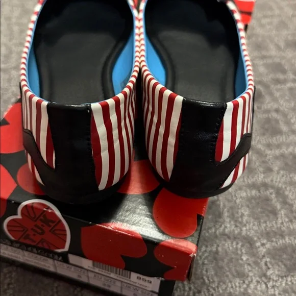 T.U.K Red and White Cat Face Shoes - Picture 6 of 7